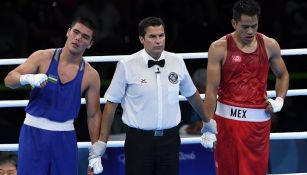 Misael Rodríguez durante la Semifinal de boxeo en Río 2016