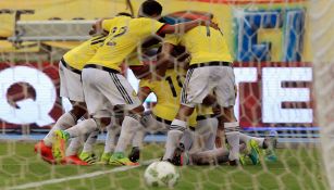 Colombia celebra gol frente a Venezuela