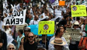 Bajo la consigna #RenunciaYa, miles de personas exigen la renuncia de EPN en la CDMX