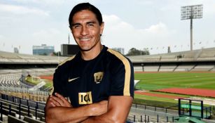 Francisco Palencia posa en el Estadio Olímpico Universitario para la lente de RÉCORD
