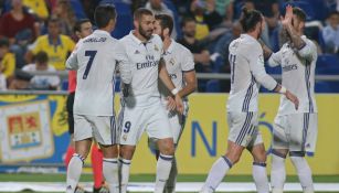 Los jugadores del Real Madrid celebran un gol en la Liga española