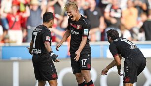 Javier Hernández celebra un gol con el Bayer Leverkusen