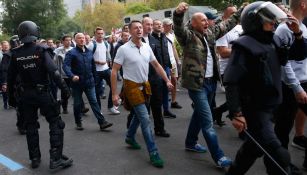 Aficionados del Legia son escoltados por la policía de Madrid