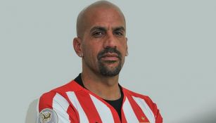 Juan Sebastián Verón con la playera de Estudiantes en 2017