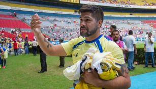 Reinaldo Navia captado al término del partido amistoso 'Clásico de Leyenda'