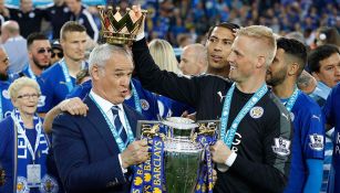 Ranieri se 'pone' la corona tras el título del Leicester