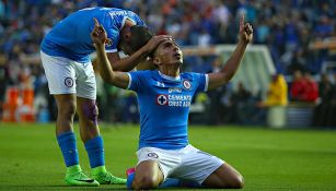 Ángel Mena celebra su gol frente a Jaguares de Chiapas