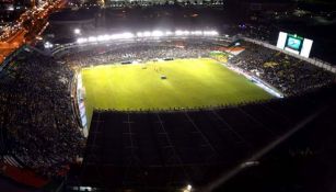Vista panorámica del Estadio León en un duelo de La Fiera 