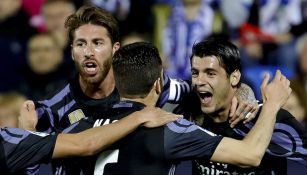 Los futbolistas del Real Madrid celebrando un gol