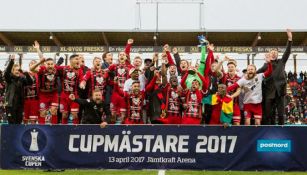 El Ostersunds celebra su triunfo en la Copa de Suecia