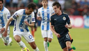 Carlos Fierro durante el partido contra Pachuca