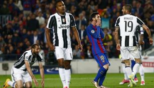 Messi lamenta una falla frente al marco de Buffon en Champions