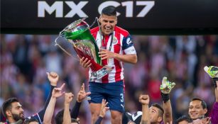 Salcido levanta el título de la Copa MX