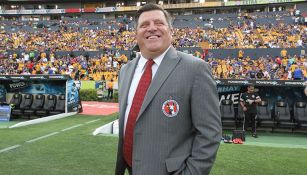 Miguel Herrera previo a un partido de Xolos