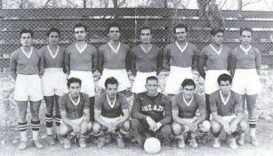 Imagen de los primeros jugadores que formaron parte de Cruz Azul