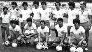 Los jugadores de La Máquina posando para la foto antes de un partido en los años 80