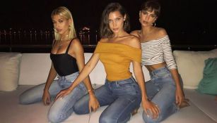 Hailey Baldwin, Bella Hadid y Emily Ratajkowski posan en un foto