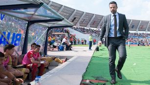 Rafa Puente previo a un partido de Lobos BUAP