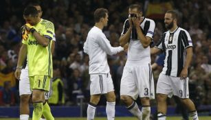 Jugadores de la Juventus, en lamento tras perder Final de Champions
