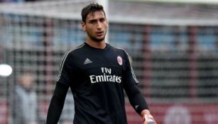 Donnarumma, durante un entrenamiento con el Milan 