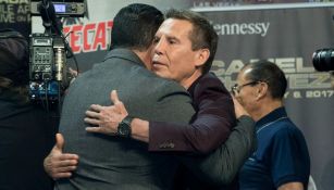 Julio César Chávez, en el pesaje de la pelea entre el Jr. y el Canelo