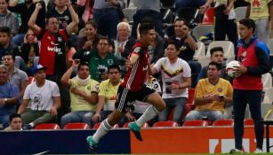 Jahir Barraza celebra su gol contra el América