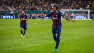 Neymar festeja en juego con el Barcelona 