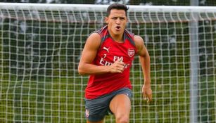 Sánchez en un entrenamiento con el Arsenal 