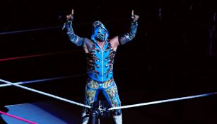 Sin Cara en una función de WWE en la CDMX