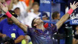 Del Potro celebra su victoria frente al austriaco Dominic Thiem