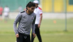 Carlos Morales en un entrenamiento con Lobos BUAP