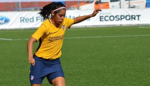 Kenti Robles, durante un partido con el Atlético de Madrid