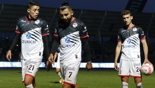 Jugadores de Lobos después de la derrota con Xolos