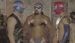 Amendola y Edelman promocionan el juego en México vestidos de luchadores