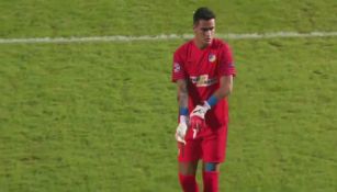 Raúl Gudiño, durante el juego de Champions League 