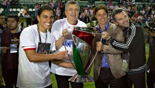 Bravo, Vergara, Almeyda e Higuera, con el título de Copa MX 
