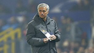 José Mourinho observa partido del Manchester United 