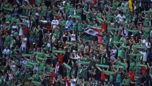 Aficionados de México, durante un juego del Tri