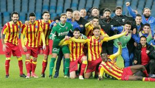 Jugadores del Lleida festejan tras eliminar a la Real Sociedad