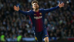 Messi celebra su anotación en el Clásico Español