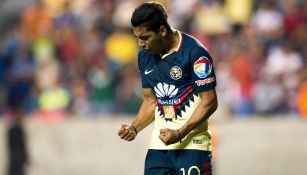 Cecilio Dominguez festeja un gol con América en pretemporada