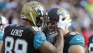 Marcedes Lewis festeja el TD de Ben Koyack frente a Buffalo Bills 