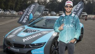 Félix da Costa posa con el Safety Car BMW