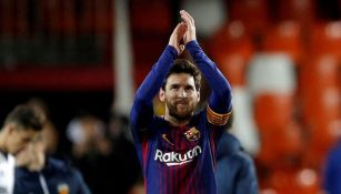 Messi aplaude tras un juego del Barcelona 