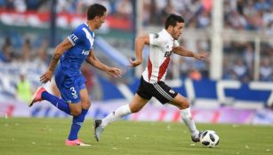 Acción del juego entre River Plate y Vélez 