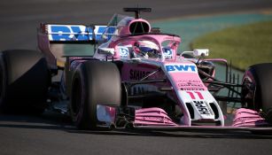 Checo recorre el circuito previo al GP de Australia 