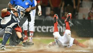 Un elemento de Diablos consigue una carrera