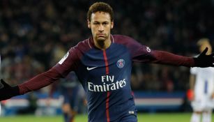 Neymar durante un partido con el PSG