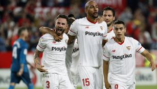 Miguel Layún celebra su gol contra Real Madrid 