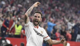 Layún lanza un grito en un juego del Sevilla